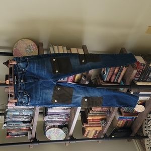 Cropped/ankle length skinny cargos size 27